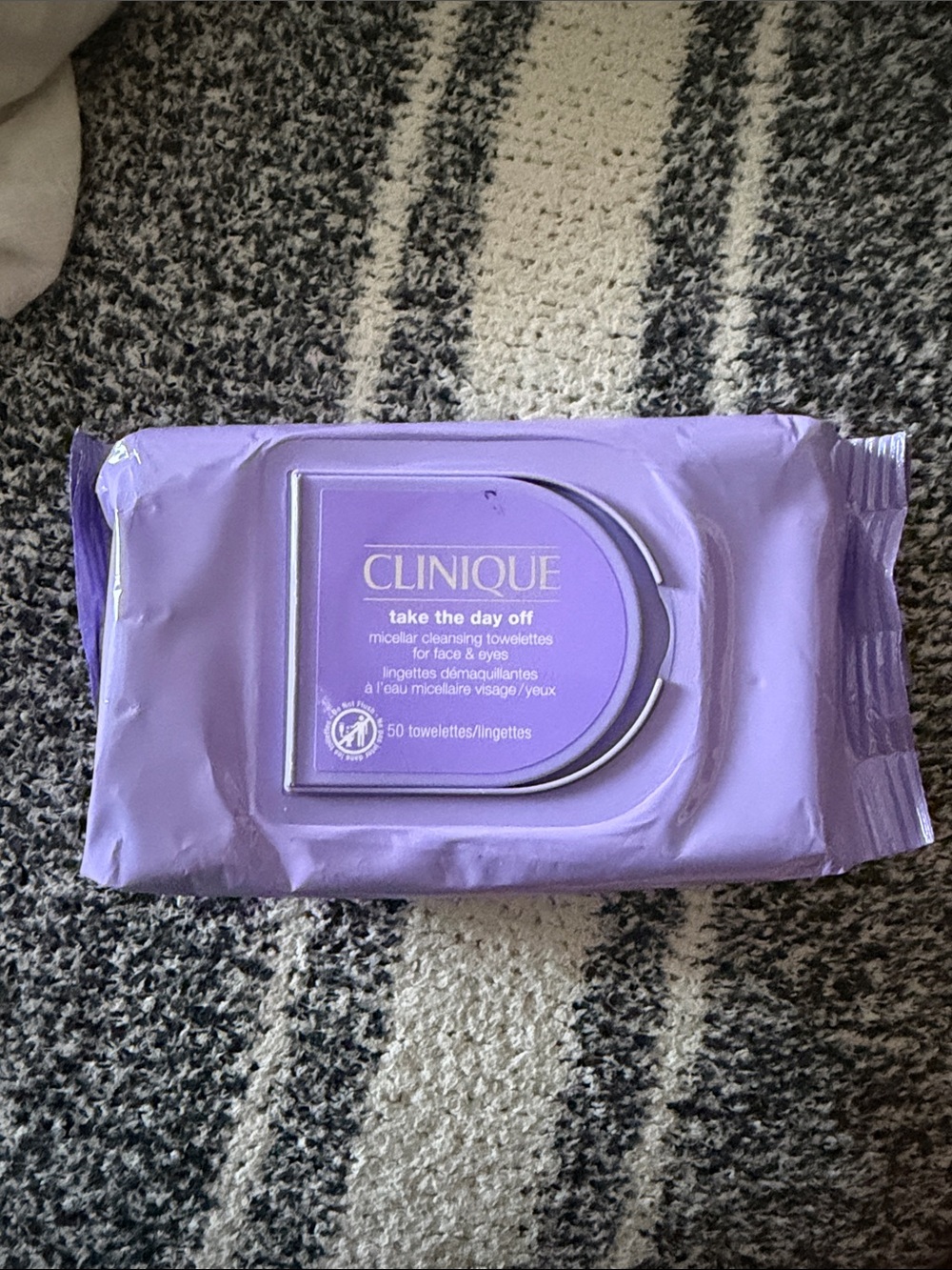 Clinique Lavender Micellar Cleansing Towelettes Pack